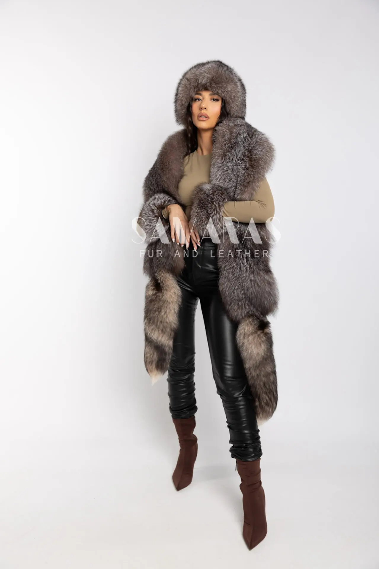 Maeve | Luxury Crystal Fox Fur Boa Set - Fox Hat & Fox Fur Cuffs